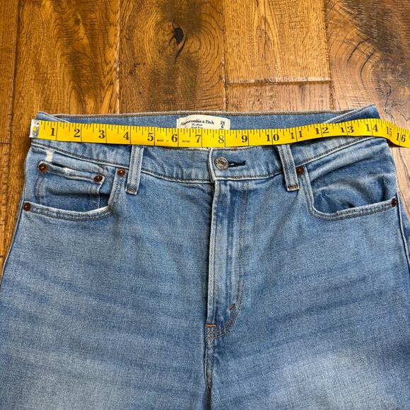 Abercrombie & Fitch The Mom High Rise Medium Wash Denim Jeans Women Sz 28/6 - Picture 3 of 7